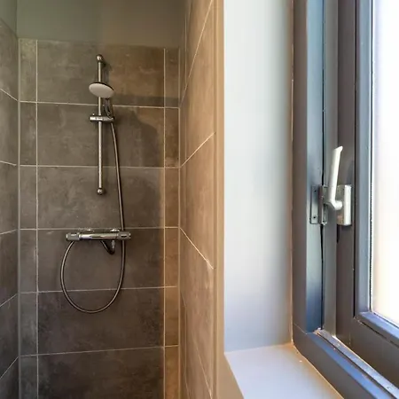 Beautiful On Park On Swimming Water Nyaraló