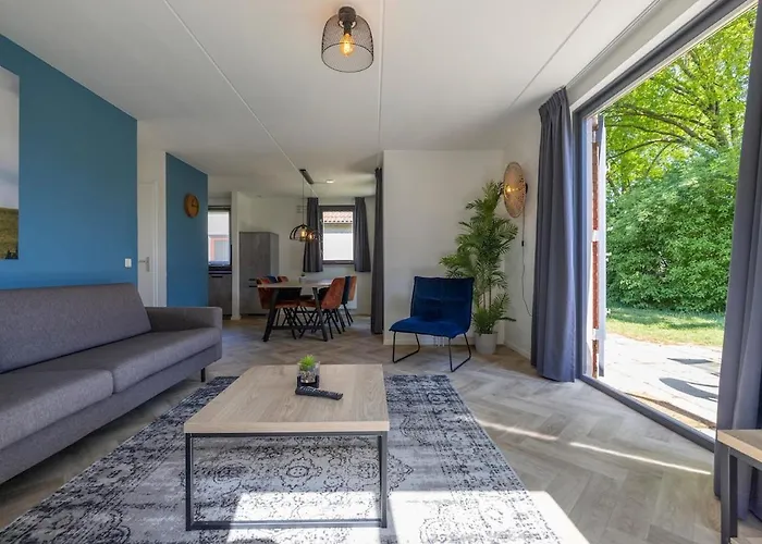 度假居 Beautiful On Park On Swimming Water Ewijk