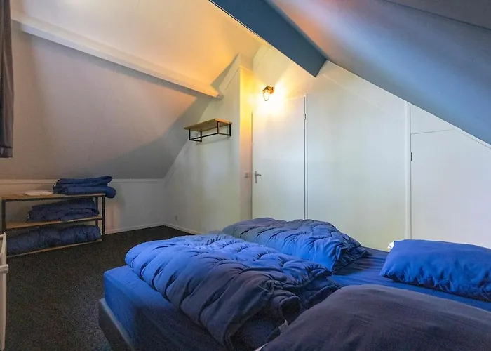 펜션 Beautiful On Park On Swimming Water Ewijk